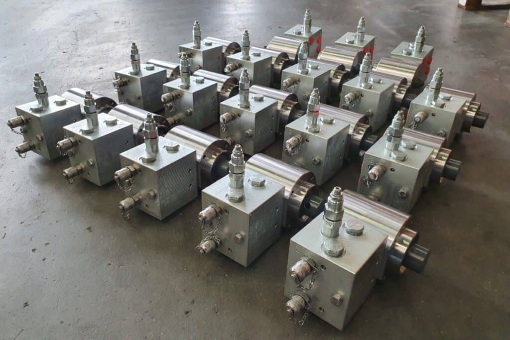 Manifolds For Jpg